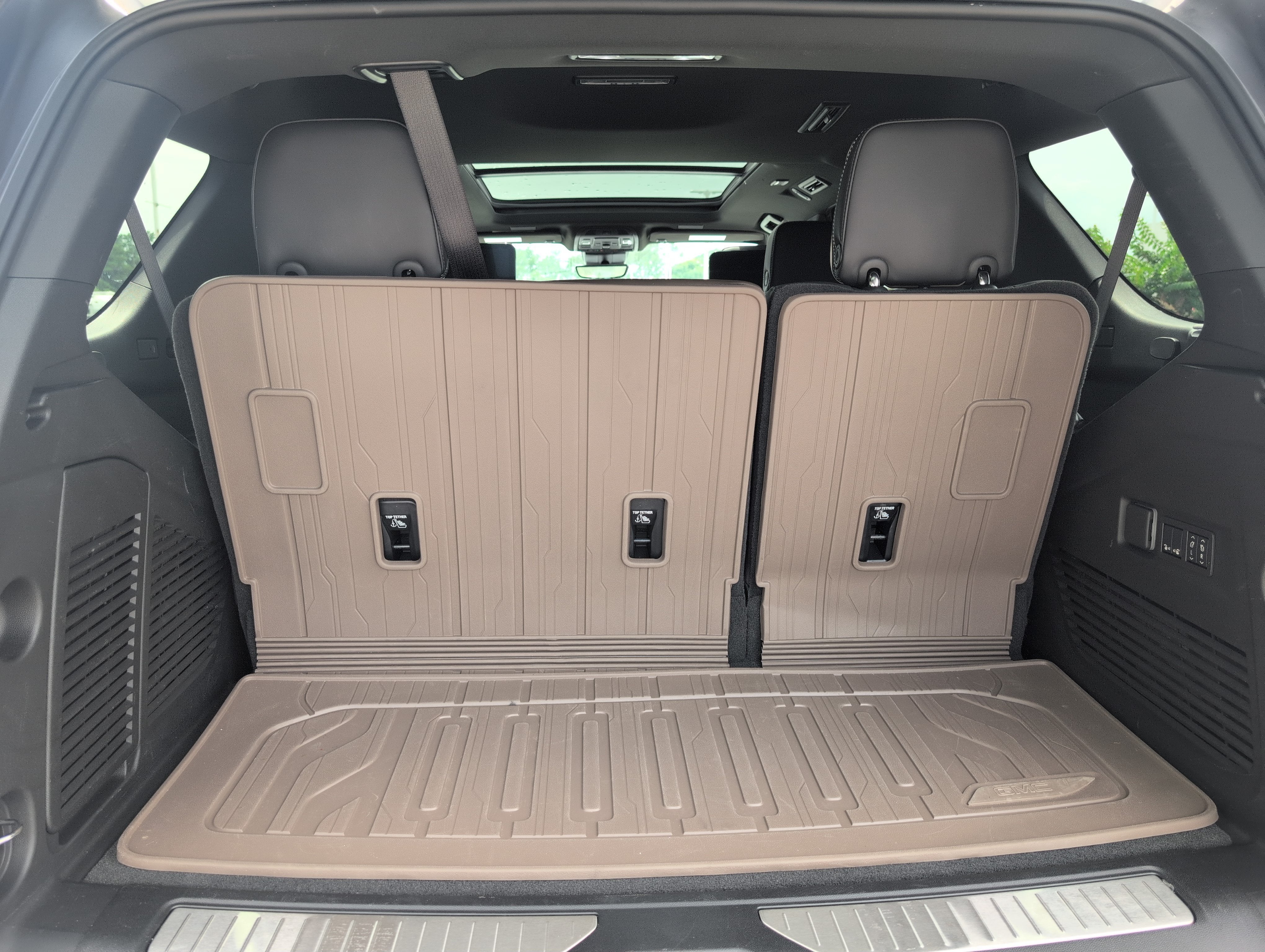2025 GMC Yukon Denali Ultimate