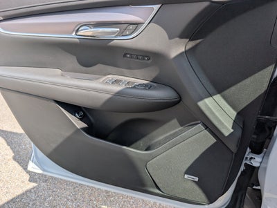 2024 Cadillac XT6 Luxury