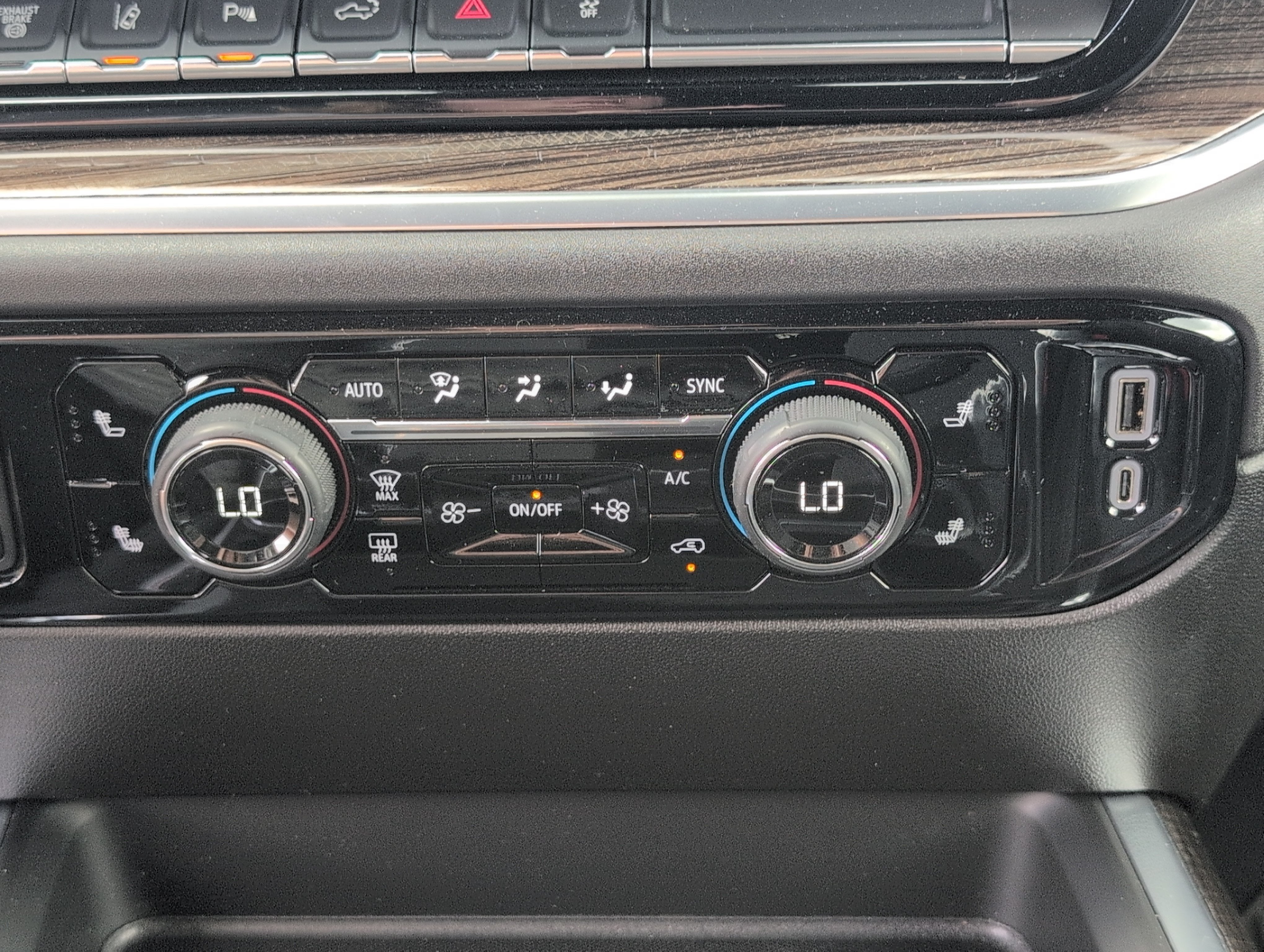 2024 Chevrolet Silverado 3500 HD LT