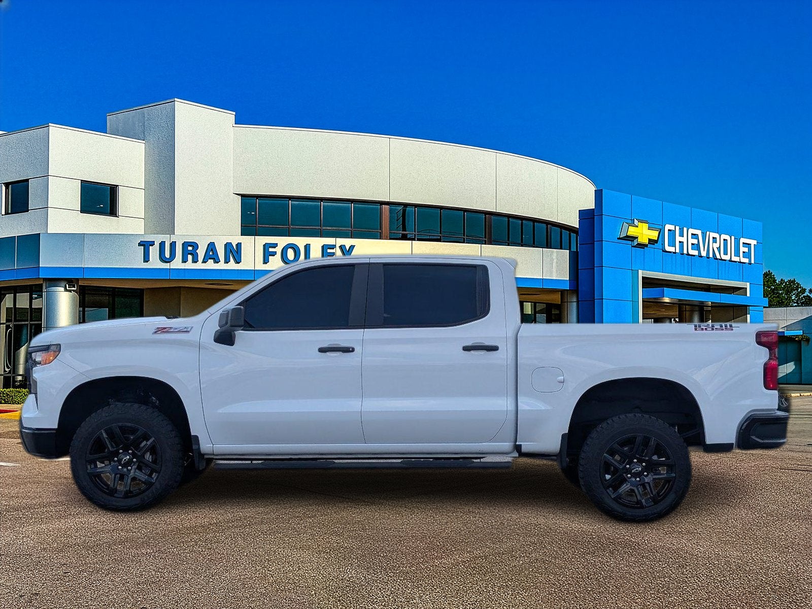 2024 Chevrolet Silverado 1500 Custom Trail Boss