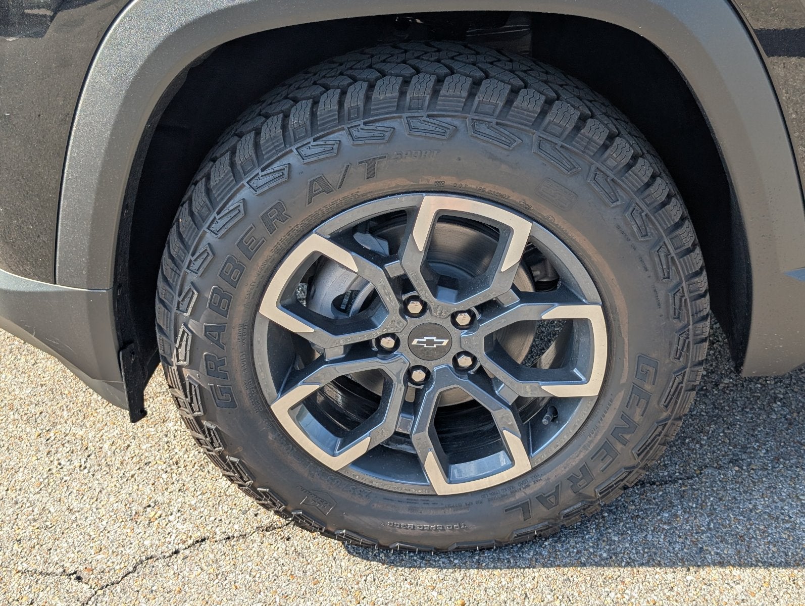 2027 Chevrolet Equinox ACTIV