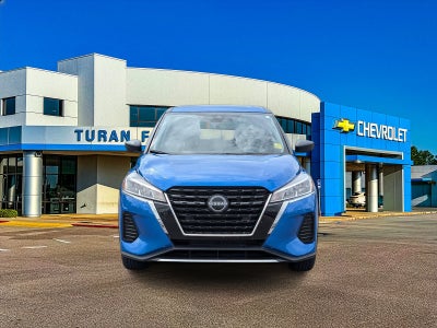 2024 Nissan Kicks S Xtronic CVT