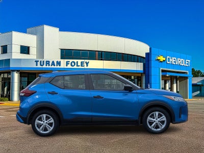 2024 Nissan Kicks S Xtronic CVT