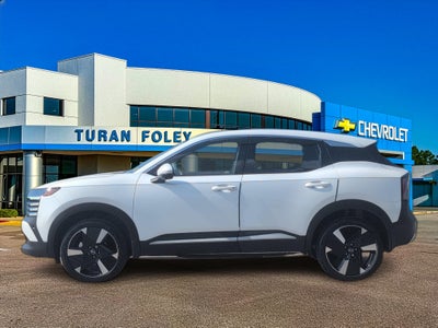 2025 Nissan Kicks SR FWD