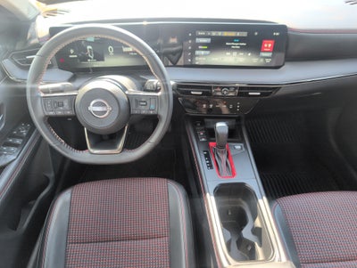 2025 Nissan Kicks SR FWD