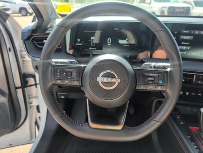 2025 Nissan Kicks SR FWD