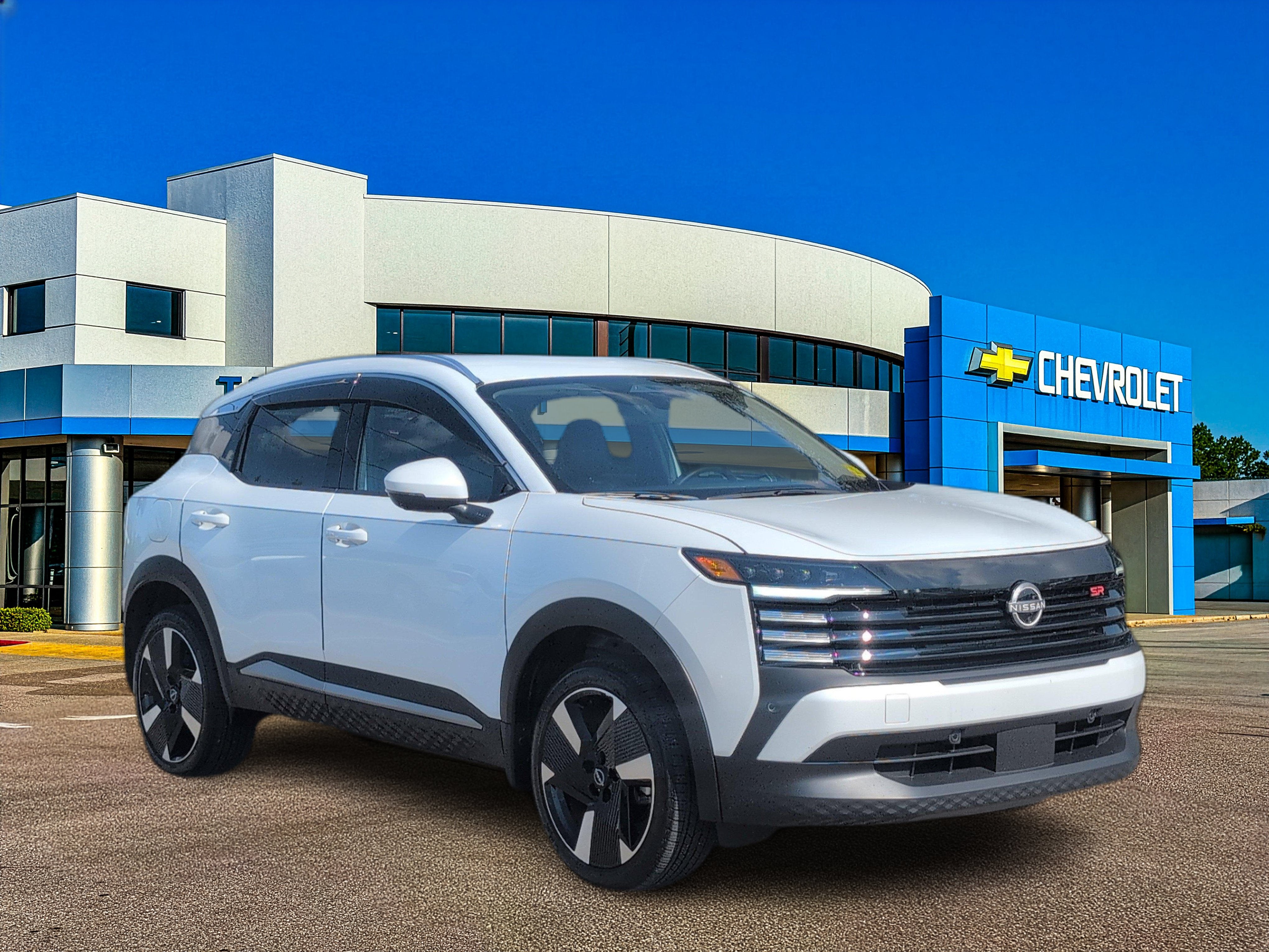 2025 Nissan Kicks SR FWD